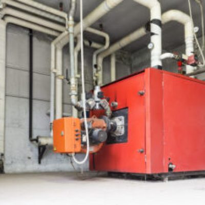 Bando Impianti Termici Veneto - vecchia caldaia a gasolio che può essere sostituita con una pompa di calore elettrica o a gas ad altra efficienza